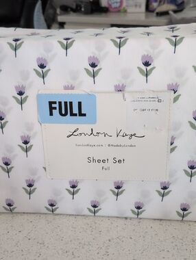 London Kaye Full Sheet Set - Lavender Floral Great For Spring 🌼🌱 Beautiful